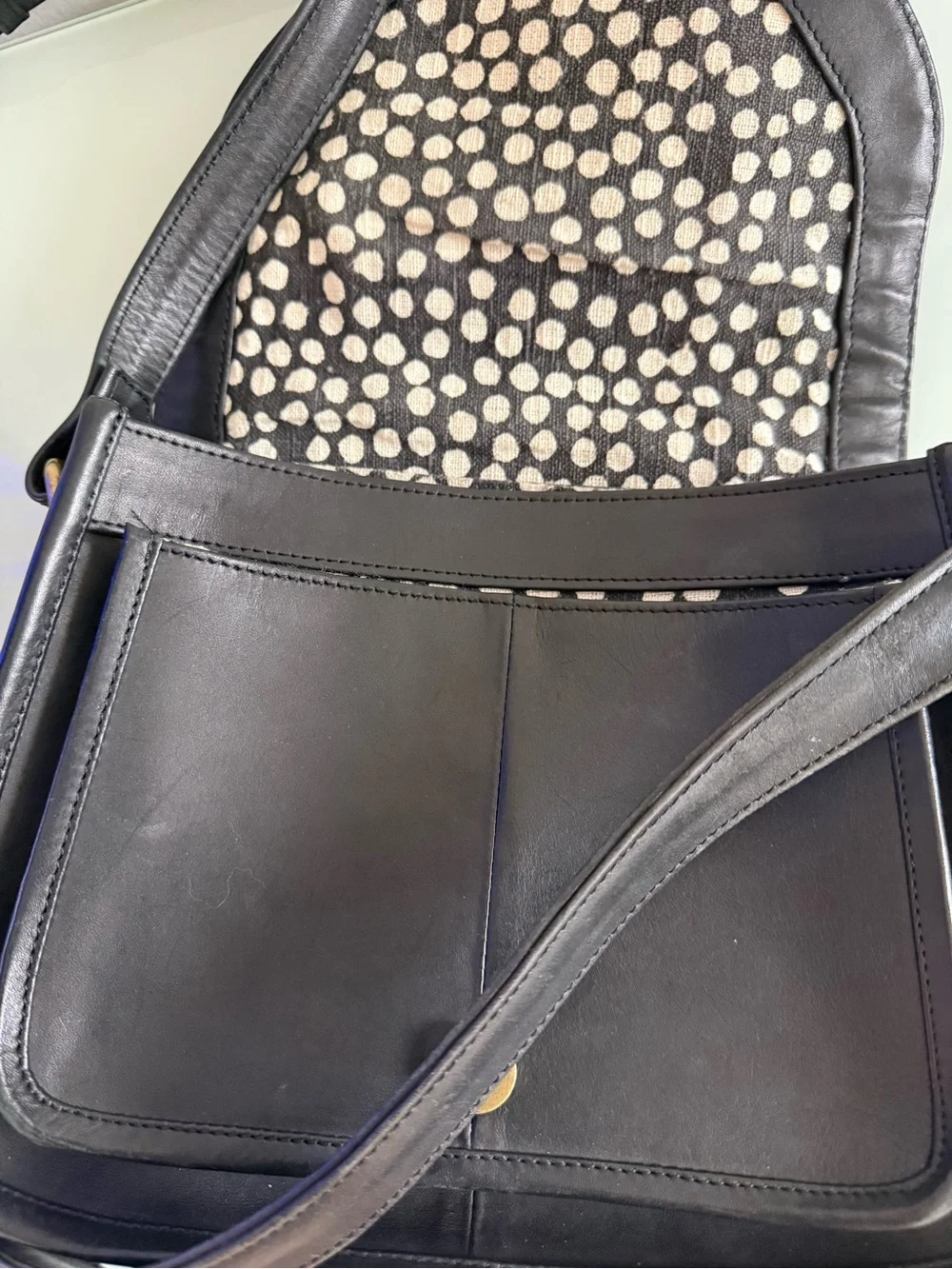 Joyn stylish black